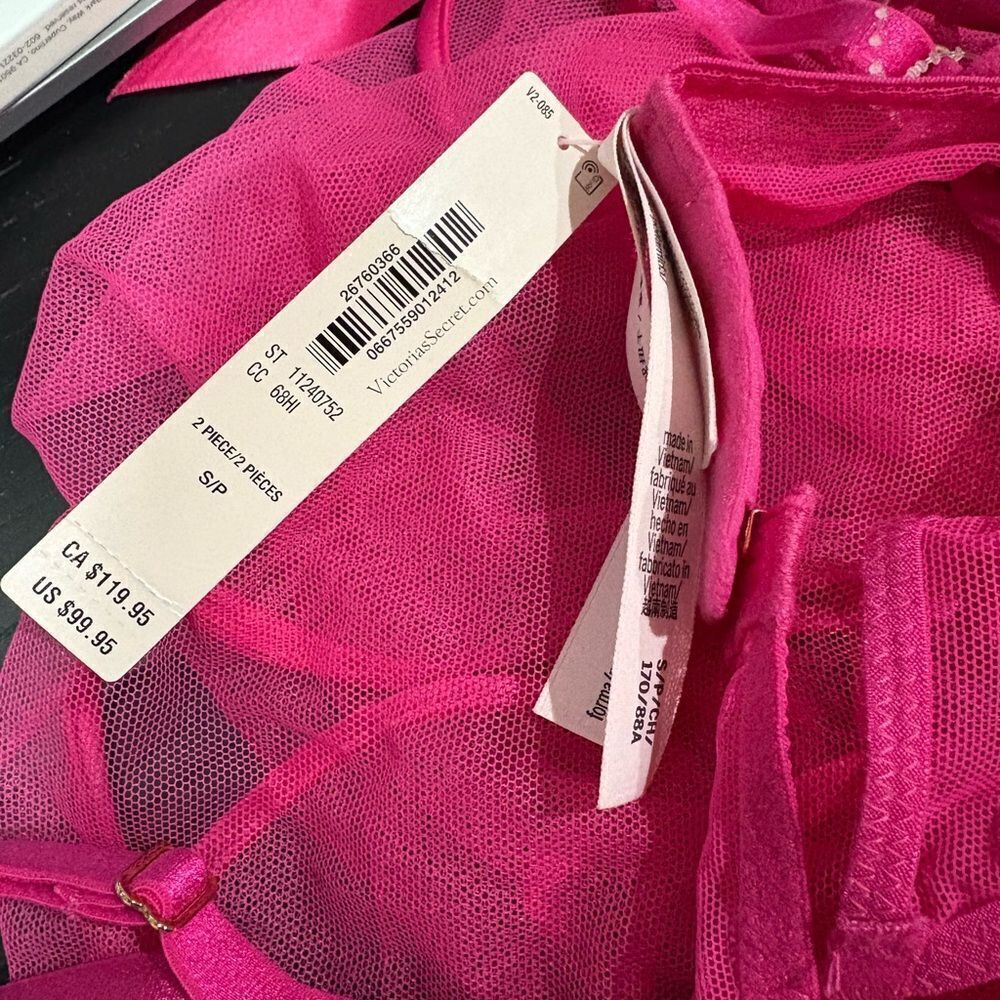 VICTORIA’S SECRET lace open back babydoll - Picture 4 of 5